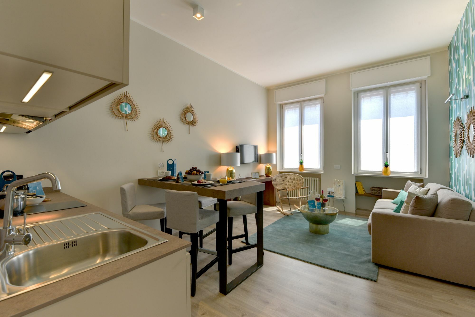 Sweet Inn Apartments - Dogana Milan Bagian luar foto
