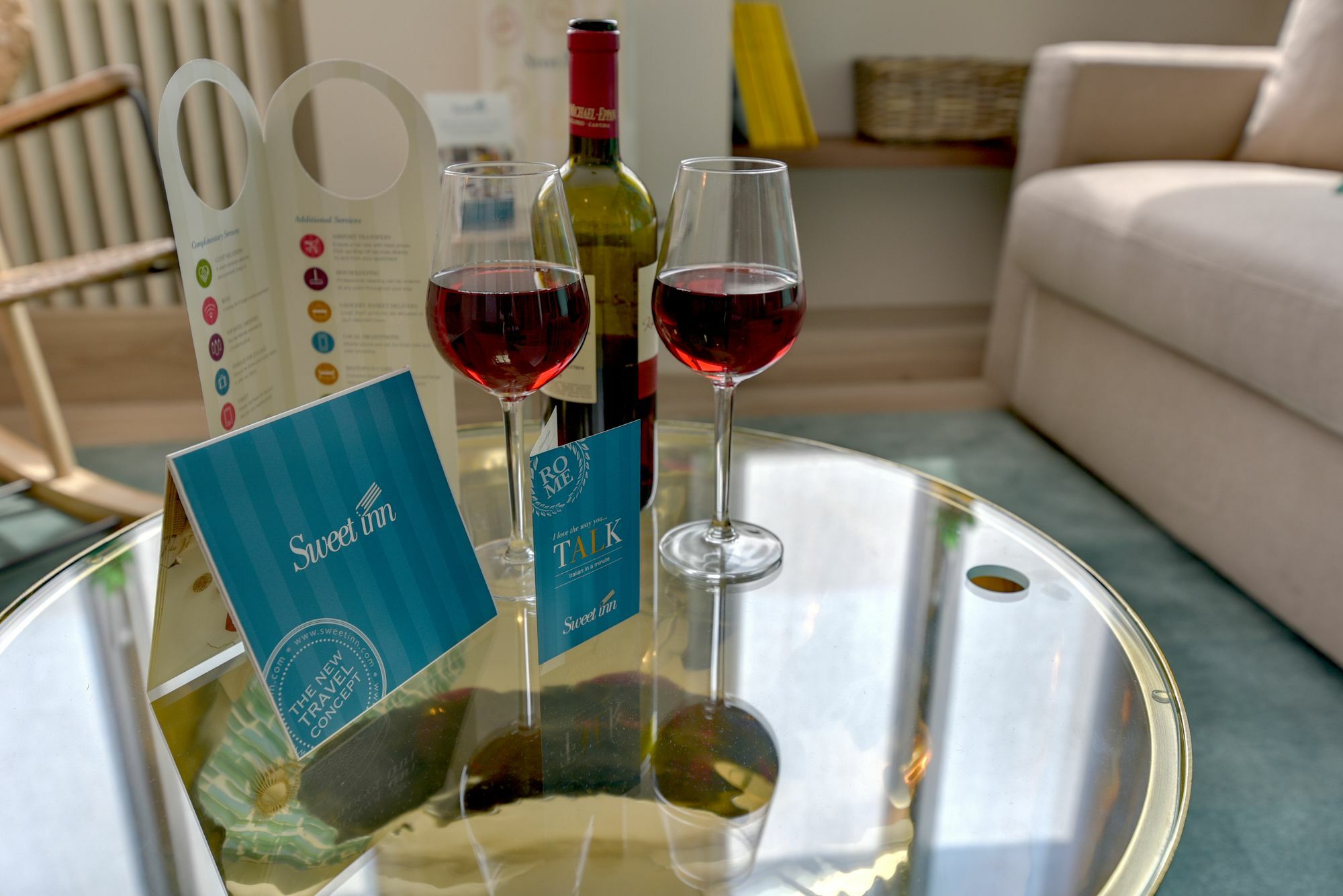 Sweet Inn Apartments - Dogana Milan Bagian luar foto